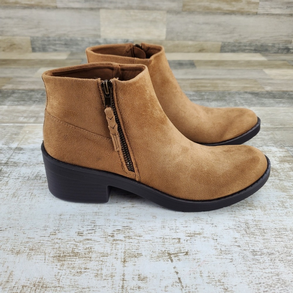 Bzees for Lifestride Outgoing Womens Ankle Bootie Sz 10 M Whiskey Tan Block Heel